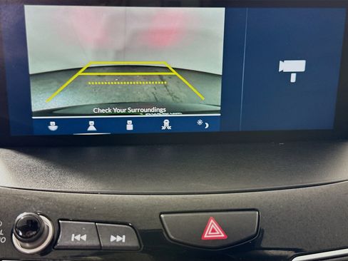 Used 2024 Acura RDX SH-AWD image 19