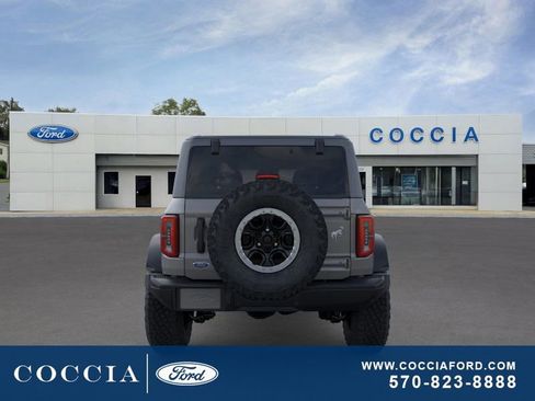 New 2025 Ford Bronco Badlands w/ Sasquatch Package image 5