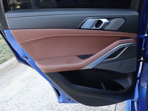 Used 2020 BMW X6 M50i image 48