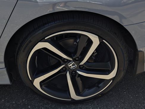 Used 2021 Honda Accord Sport image 7