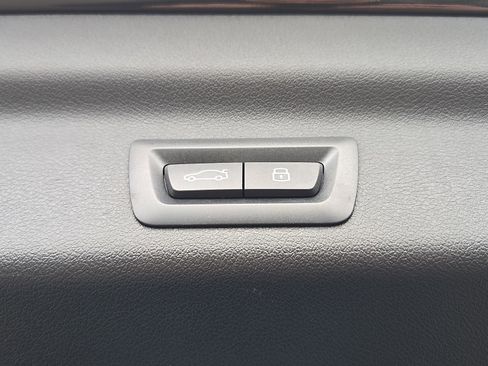 Used 2023 BMW X1 xDrive28i w/ M Sport Package image 29