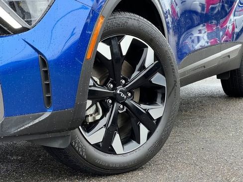 Certified 2023 Kia Sportage X-Line image 2