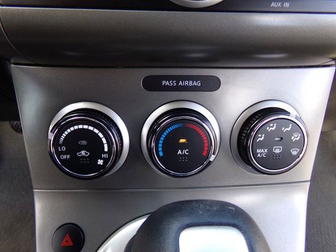 Used 2011 Nissan Sentra 2.0 image 38