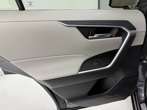 New 2025 Toyota RAV4 XLE w/ Convenience Package image 35