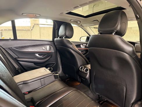 Used 2018 Mercedes-Benz E 300 image 21