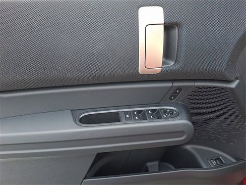 Used 2025 MINI Cooper Countryman S image 13