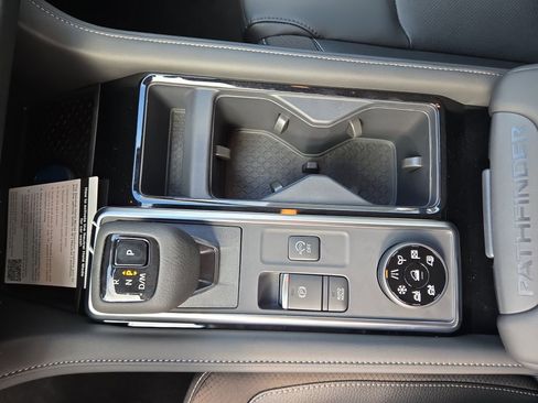 New 2026 Nissan Pathfinder SL AWD/4WD image 22