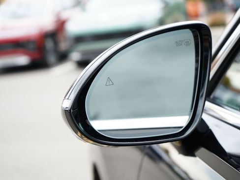 Used 2025 Genesis Electrified GV70 Advanced w/ Prestige Package image 10