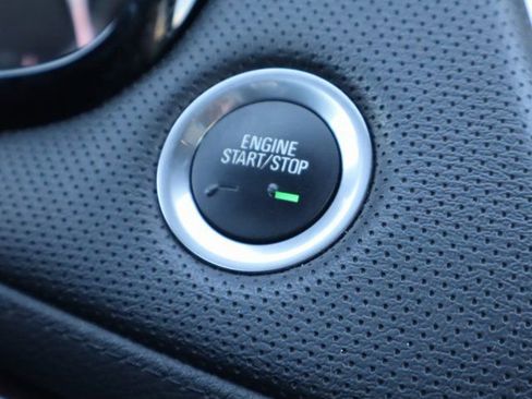 Used 2017 Cadillac XT5 Premium Luxury image 34