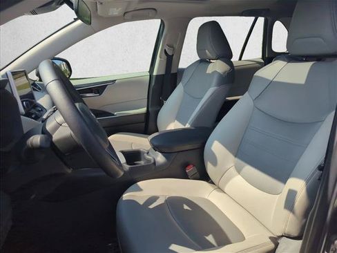 Certified 2025 Toyota RAV4 XLE Premium FWD image 21