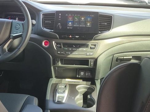 Used 2023 Honda Passport TrailSport image 5