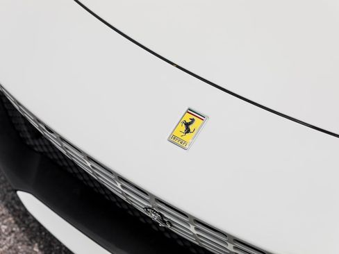 Used 2025 Ferrari Roma Spider image 10