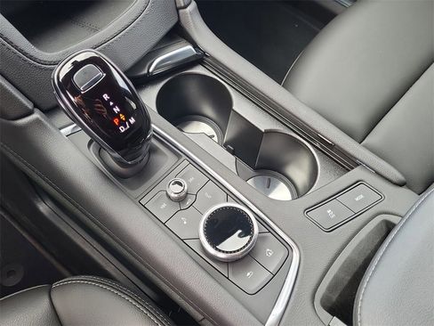 New 2025 Cadillac XT5 Luxury image 20