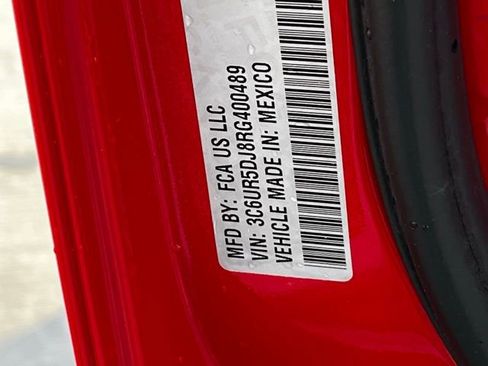 Used 2024 RAM 2500 Big Horn w/ Bed Utility Group image 34