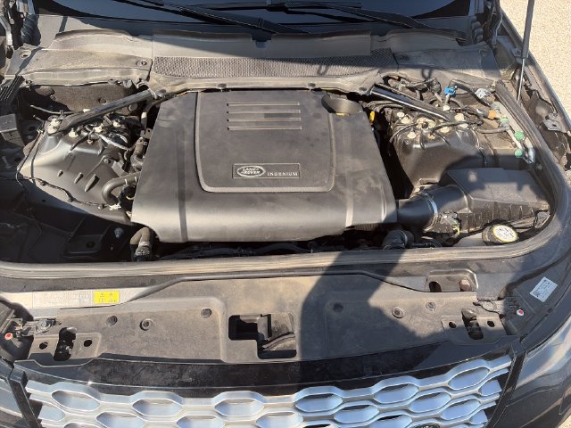 Used 2023 Land Rover Discovery S AWD/4WD image 28
