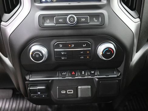 Used 2022 GMC Sierra 2500 Pro w/ Convenience Package image 22