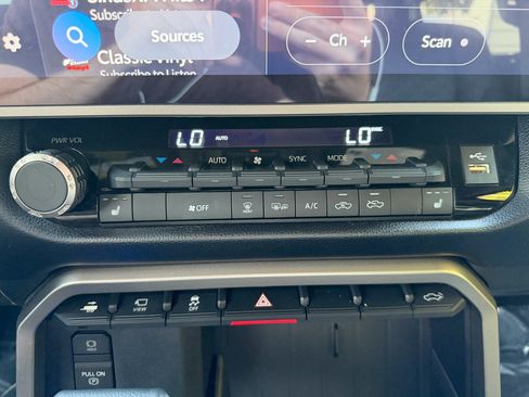 Used 2025 Toyota Tundra SR5 w/ Advanced Technology Package AWD/4WD image 18