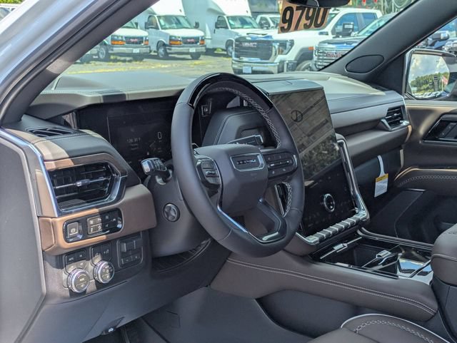 New 2026 GMC Yukon XL Denali Ultimate w/ LPO, Floor Liner Package AWD/4WD image 14