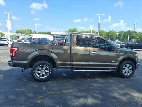 Used 2016 Ford F150 XLT w/ Equipment Group 302A Luxury AWD/4WD image 8