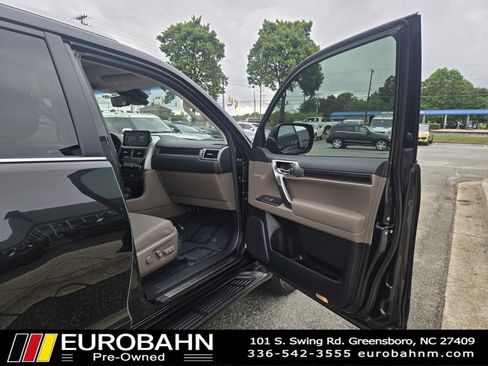 Used 2023 Lexus GX 460 Premium AWD/4WD image 22