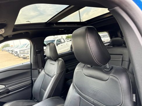 Used 2022 Ford Explorer ST w/ Equipment Group 401A AWD/4WD image 22