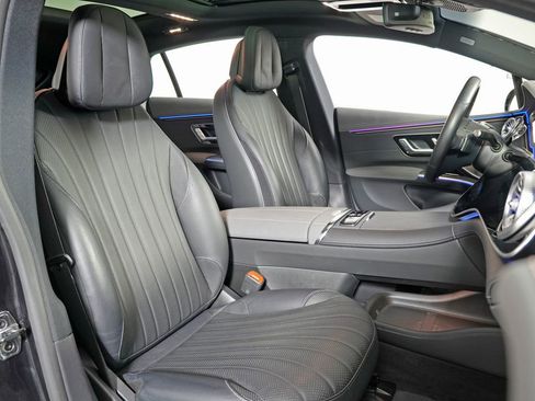 Certified 2023 Mercedes-Benz EQS 580 4MATIC Sedan image 17