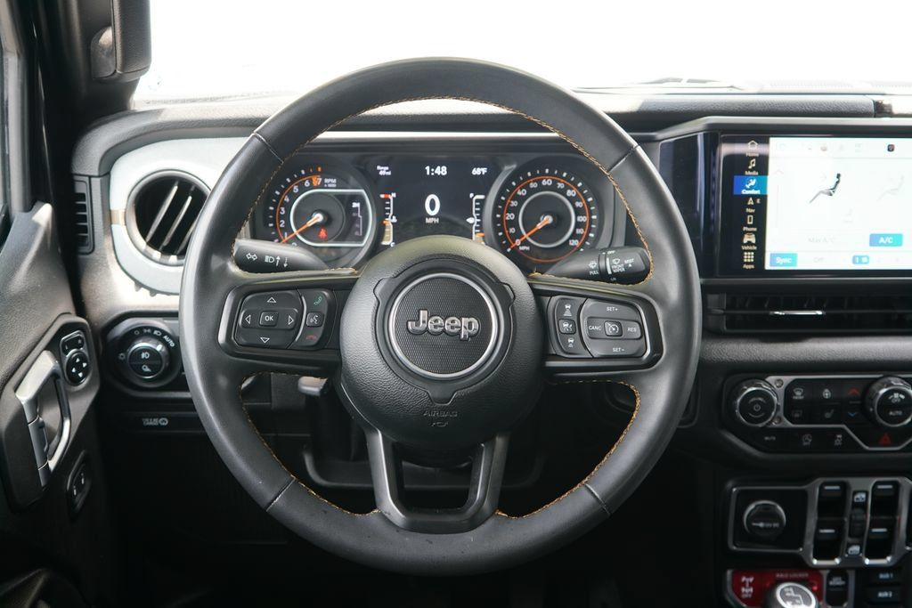 Used 2024 Jeep Gladiator Sport AWD/4WD image 15