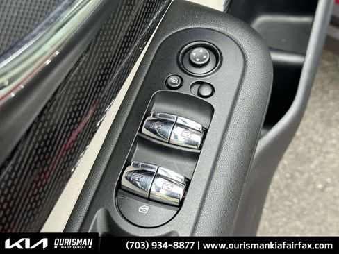 Used 2017 MINI Cooper Clubman S image 16