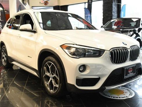 Used 2017 BMW X1 xDrive28i AWD/4WD image 3