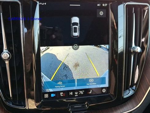 Certified 2023 Volvo XC60 B5 Plus w/ Climate Package image 22