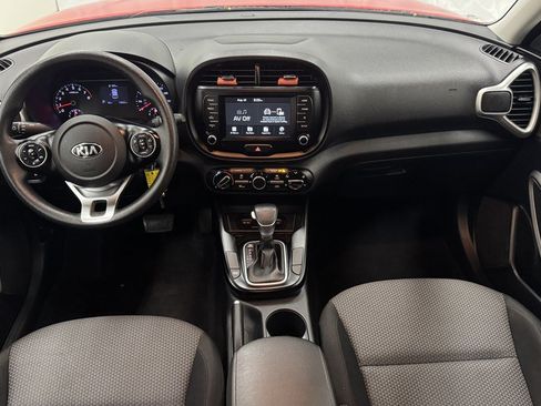 Used 2020 Kia Soul LX FWD image 21