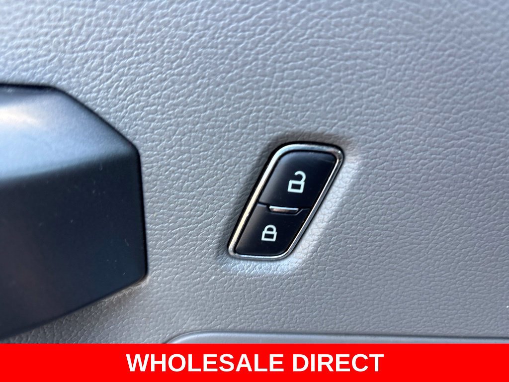 Used 2015 Ford F150 XLT w/ Equipment Group 301A Mid AWD/4WD image 13