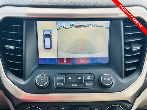 Used 2018 GMC Acadia Denali w/ Technology Package AWD/4WD image 15