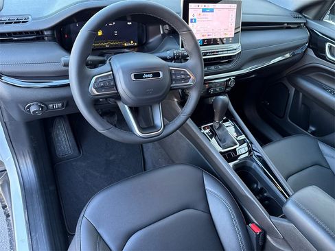 New 2026 Jeep Compass Limited w/ Sun, Sound & Navigation Group image 6