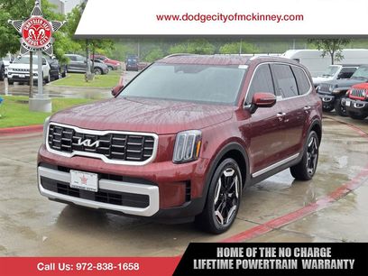 Used 2024 Kia Telluride S w/ S Sunroof Package