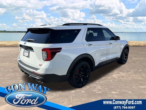 Used 2022 Ford Explorer ST w/ Equipment Group 401A image 5