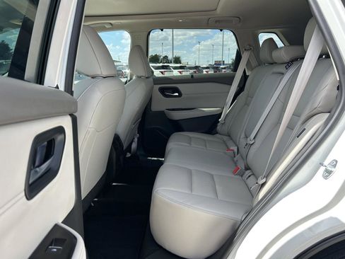 Used 2023 Nissan Rogue SL w/ SL Premium Package AWD/4WD image 30