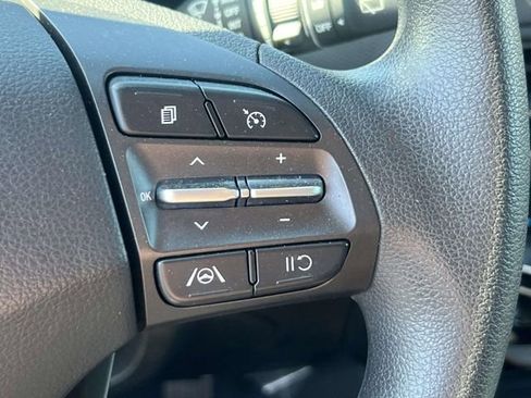 Used 2023 Hyundai Kona SEL w/ Cargo Package AWD/4WD image 21