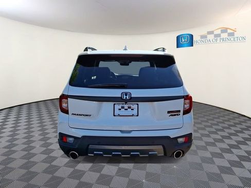 Certified 2023 Honda Passport TrailSport image 5