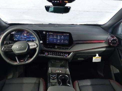 New 2026 Chevrolet Equinox RS w/ Convenience Package III FWD image 5