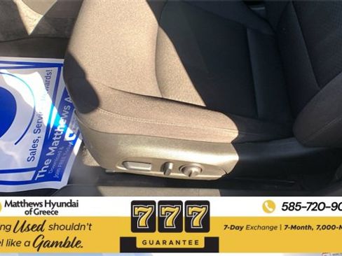 Used 2023 Chevrolet Malibu LT image 12