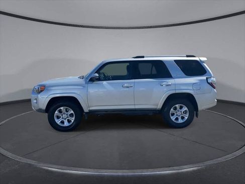Certified 2021 Toyota 4Runner SR5 Premium w/ Moonroof Package AWD/4WD image 5