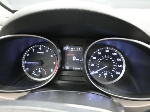 Used 2018 Hyundai Santa Fe Sport FWD image 15