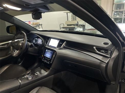 Used 2022 INFINITI QX55 Essential w/ Proassist Package image 18