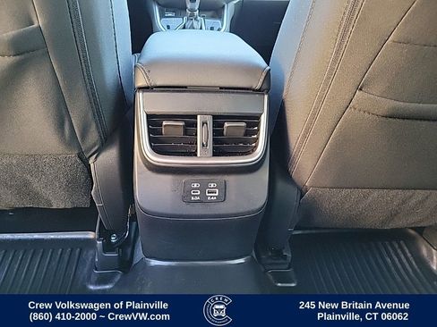 Used 2023 Subaru Outback Premium image 49