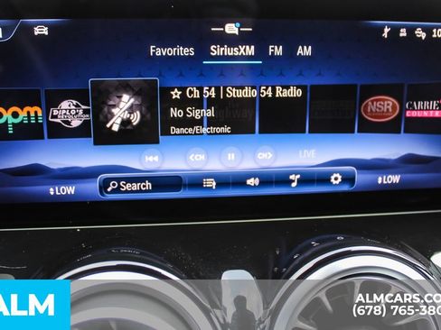 Used 2025 Mercedes-Benz GLB 250 image 35