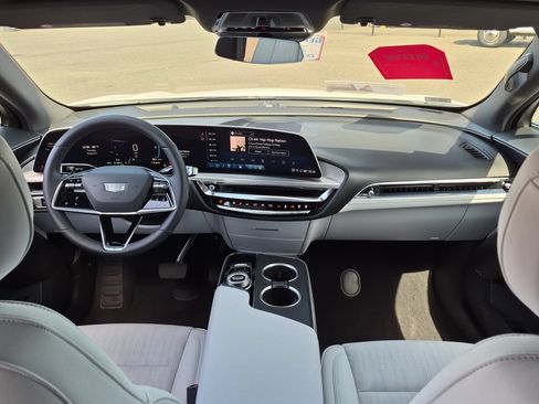 Certified 2024 Cadillac Lyriq Sport AWD/4WD image 19