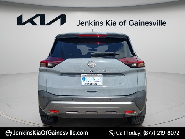 Used 2023 Nissan Rogue SL FWD image 4