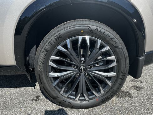 New 2026 Nissan Rogue Platinum AWD/4WD image 10
