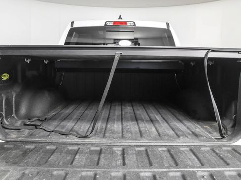 Used 2020 RAM 1500 Laramie AWD/4WD image 40